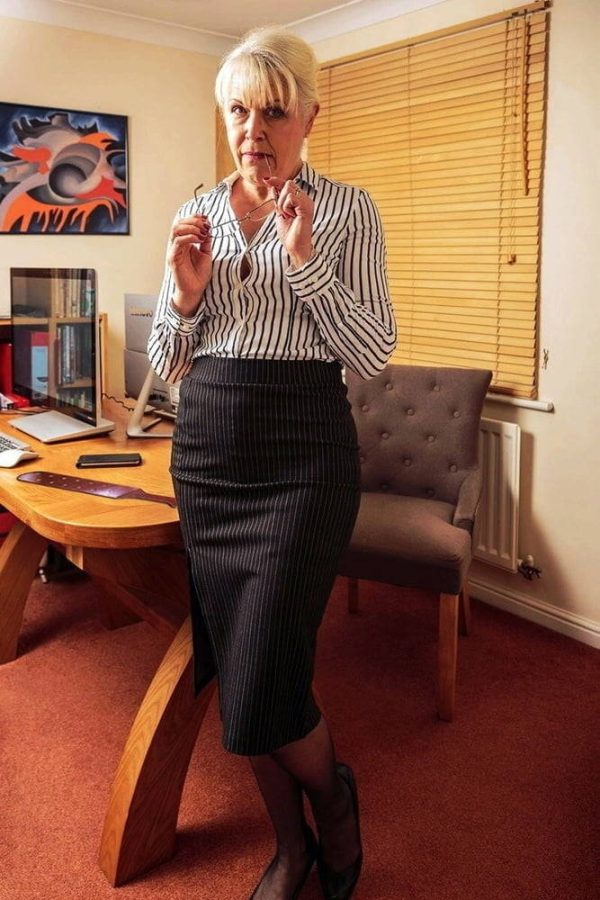 Apicultrice de 61 ans qui fait encore bourdonner les sens rencontre-Cougar-La Roche-sur-Yon